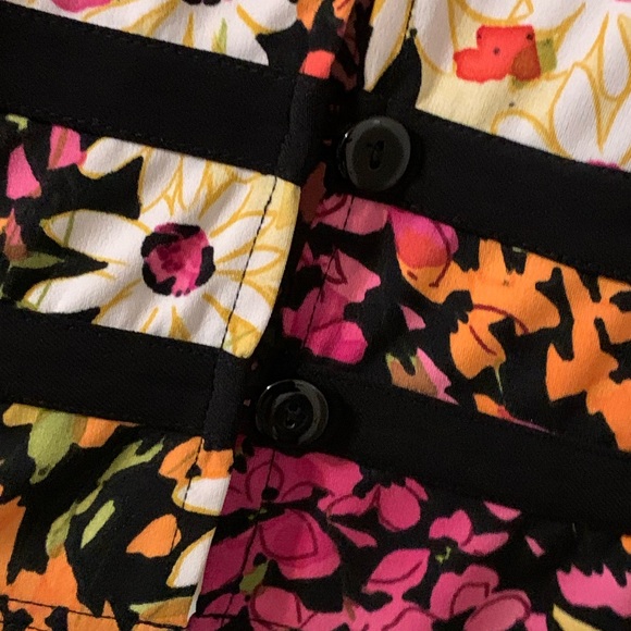 K PETITE COLLECTION, Floral, Button Up Front Closure, Blouse, petite size 16 - Picture 10 of 15